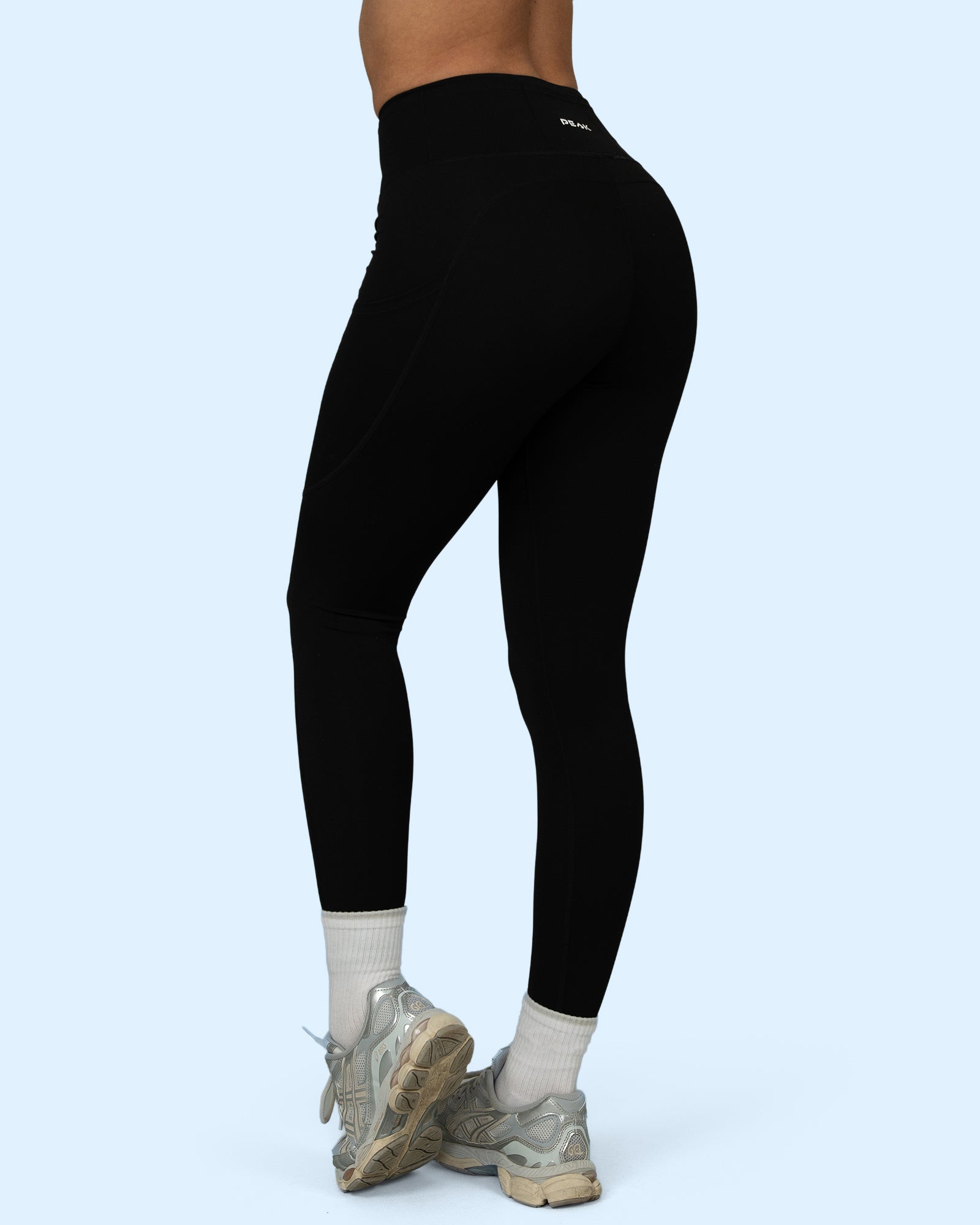 Apex Leggings - Blackout